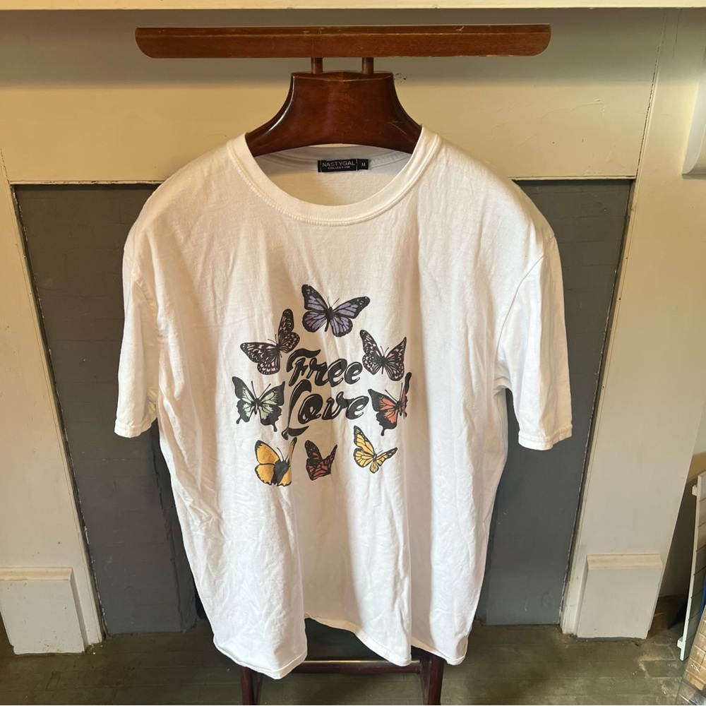 Free love t-shirt